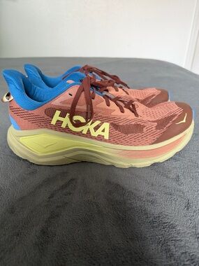 HOKA challenger sneakers man size 10